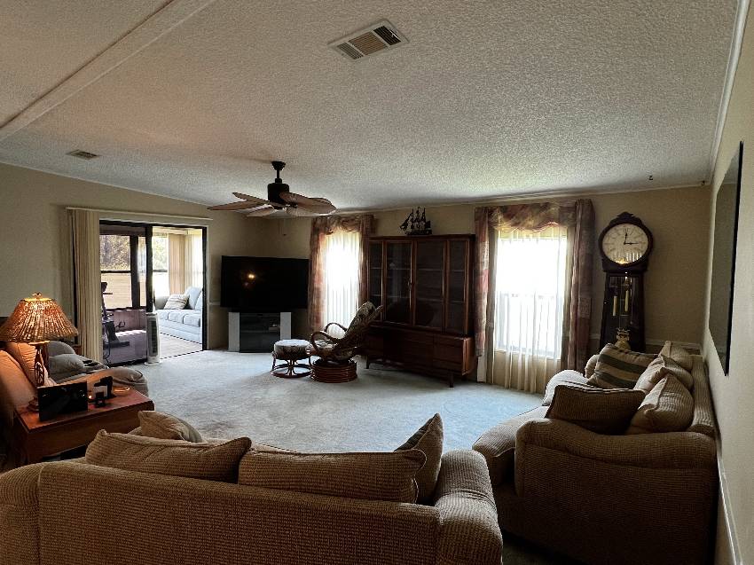 195 Fairway Circle a Winter Haven, FL Mobile or Manufactured Home for Sale